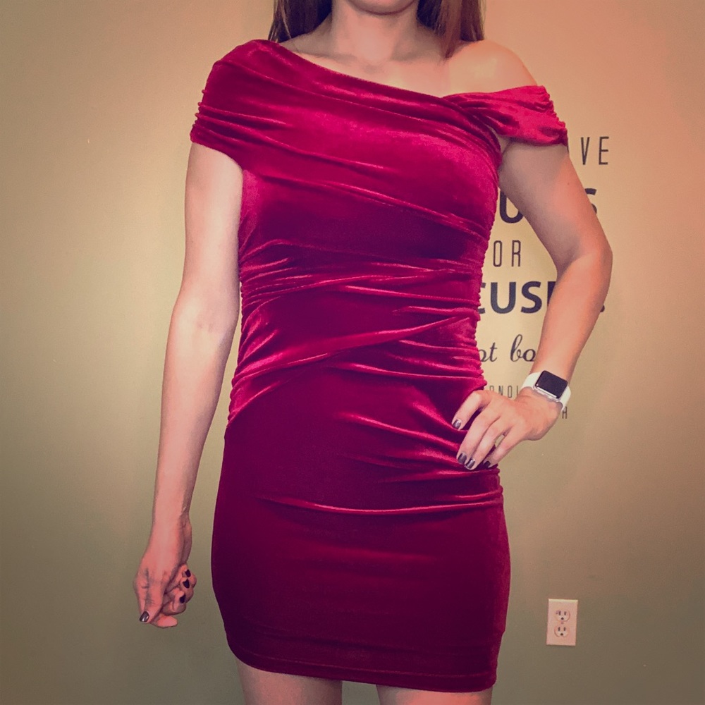 Velvet. Burgundy Ruche dress. XXS